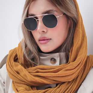 مدل خانم با عینک آفتابی eddi4270